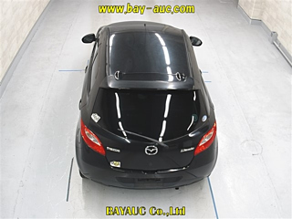 MAZDA DEMIO 2010