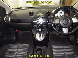 MAZDA DEMIO 2010