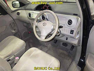 TOYOTA PORTE 2008