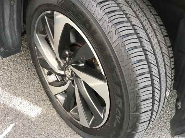 TOYOTA HARRIER 2017