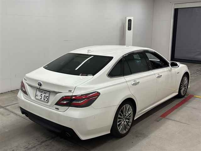 TOYOTA CROWN 2018
