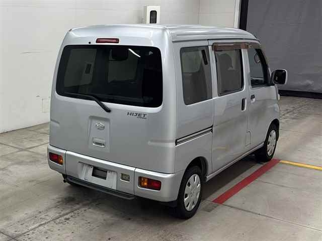 DAIHATSU HIJET VAN 2013