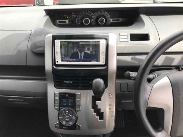 TOYOTA NOAH 2008