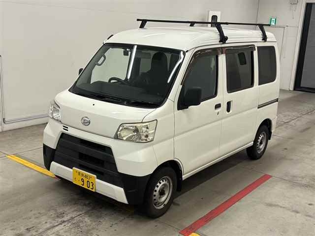 DAIHATSU HIJET VAN 2017
