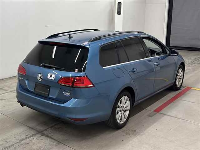 VOLKSWAGEN GOLF VARIANT 2015