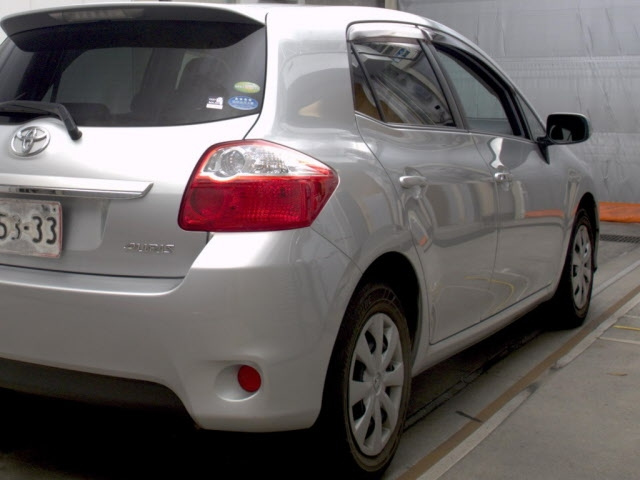 TOYOTA AURIS 2010