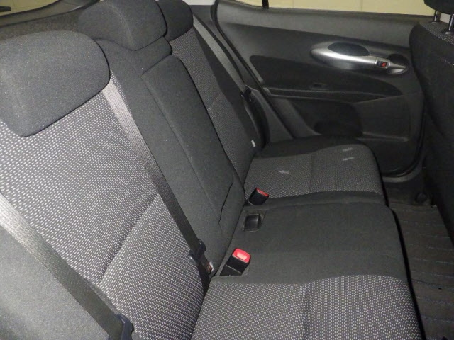 TOYOTA AURIS 2010