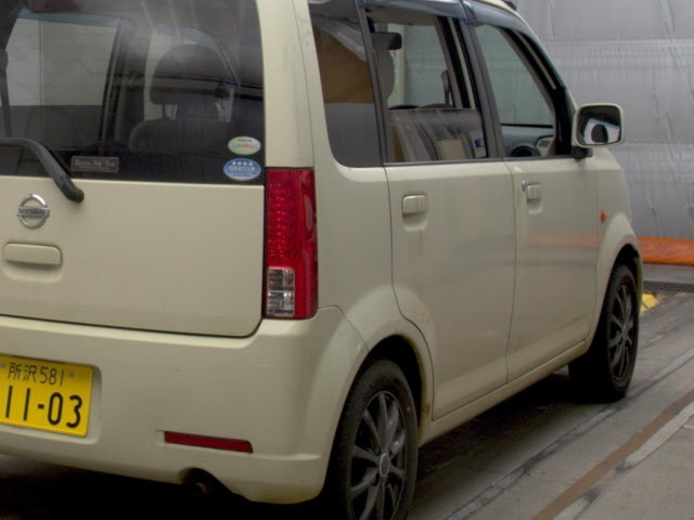 NISSAN OTTI 2010