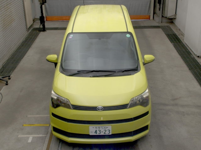 TOYOTA SPADE 2012