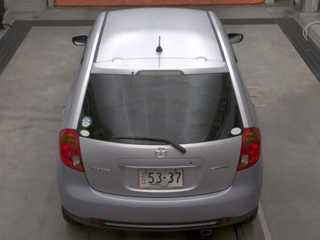 MAZDA VERISA 2009
