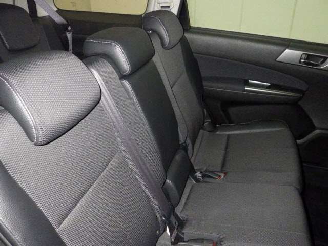 SUBARU EXIGA 2012