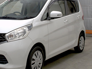 NISSAN DAYZ 2013