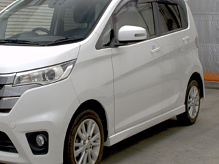 NISSAN DAYZ 2015