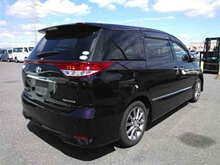 TOYOTA ESTIMA 2011