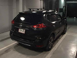 NISSAN X-TRAIL 2018