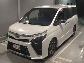 TOYOTA VOXY 2020