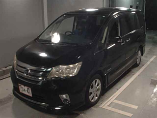 NISSAN SERENA 2013