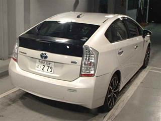 TOYOTA PRIUS 2010