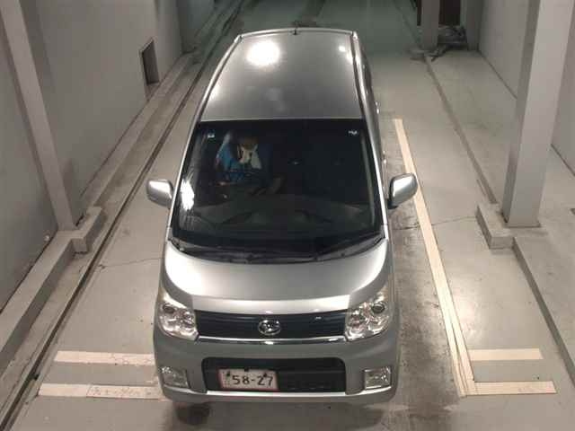 DAIHATSU MOVE 2009