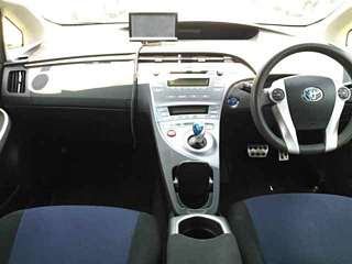 TOYOTA PRIUS 2014