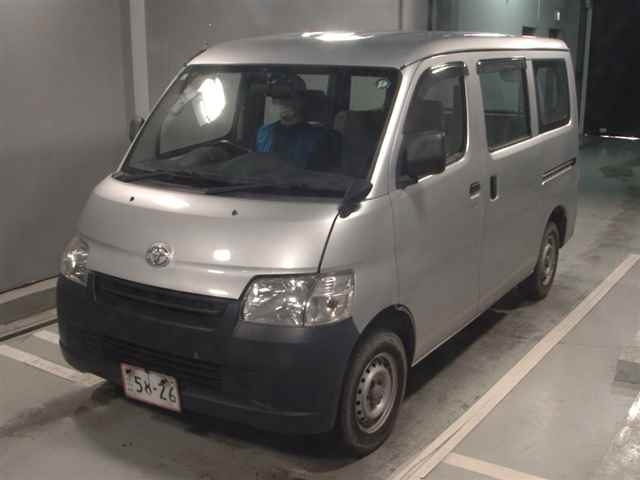 TOYOTA LITE ACE VAN 2020