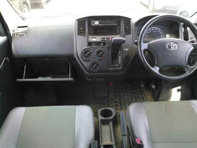 TOYOTA LITE ACE VAN 2020