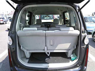 MAZDA BIANTE 2010