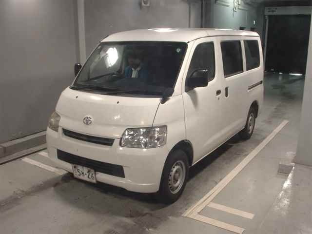 TOYOTA LITE ACE VAN 2016