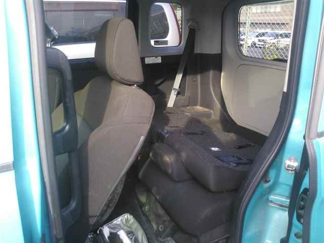 TOYOTA ROOMY 2022