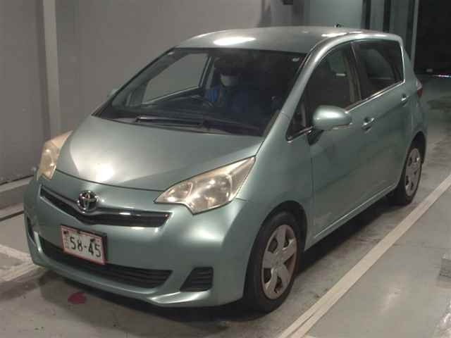 TOYOTA RACTIS 2013