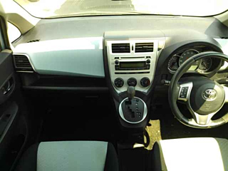 TOYOTA RACTIS 2011