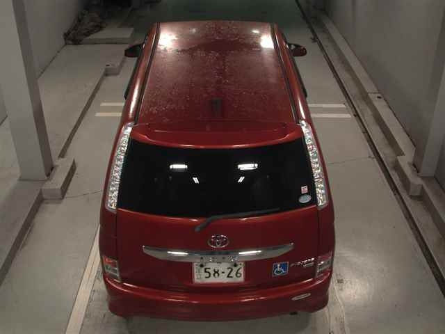 TOYOTA ISIS 2014