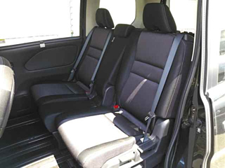 NISSAN SERENA 2017