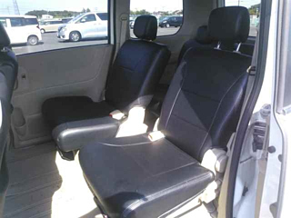 NISSAN SERENA 2008