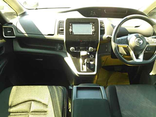 NISSAN SERENA 2017