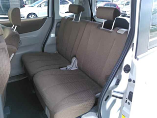 NISSAN ROOX 2011