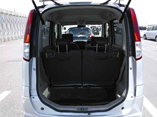 NISSAN ROOX 2011