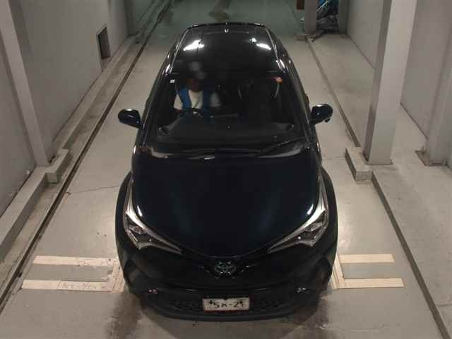 TOYOTA C-HR 2019