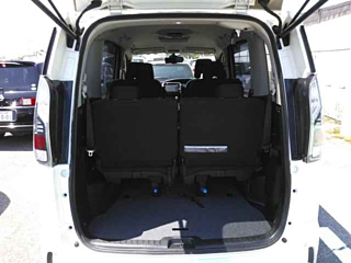 NISSAN SERENA 2019