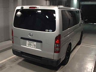 TOYOTA HIACE VAN 2015