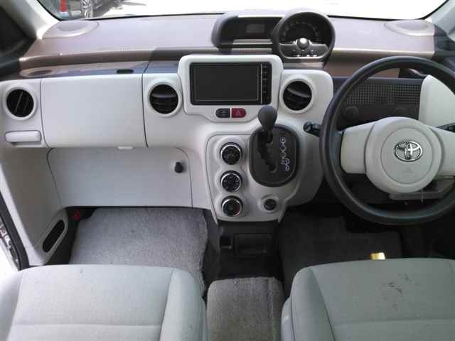TOYOTA SPADE 2015