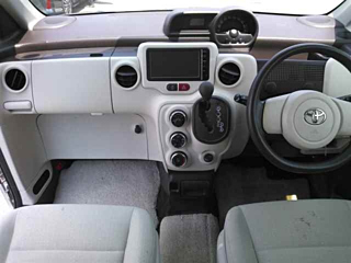 TOYOTA SPADE 2015