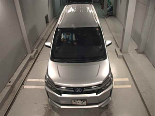 TOYOTA VOXY 2016