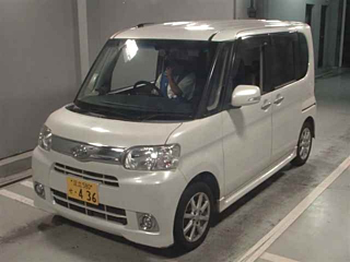DAIHATSU TANTO 2012