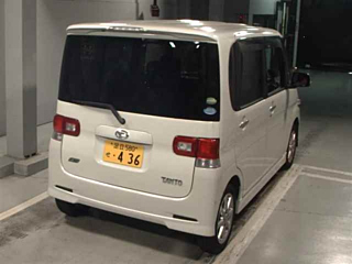 DAIHATSU TANTO 2012