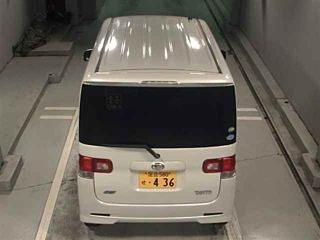 DAIHATSU TANTO 2012
