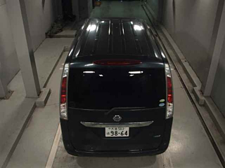 NISSAN SERENA 2011