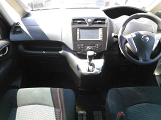 NISSAN SERENA 2011