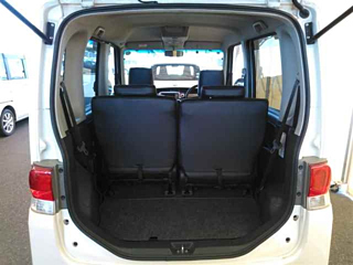 DAIHATSU TANTO 2012