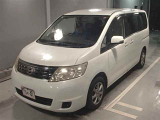 NISSAN SERENA 2010